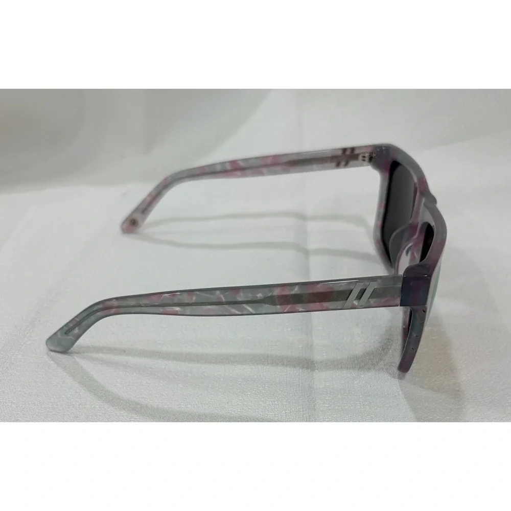 Blenders Eyewear Romeo Pretty Gangsta Polarized Sunglasses Pink Mirrored Grey
